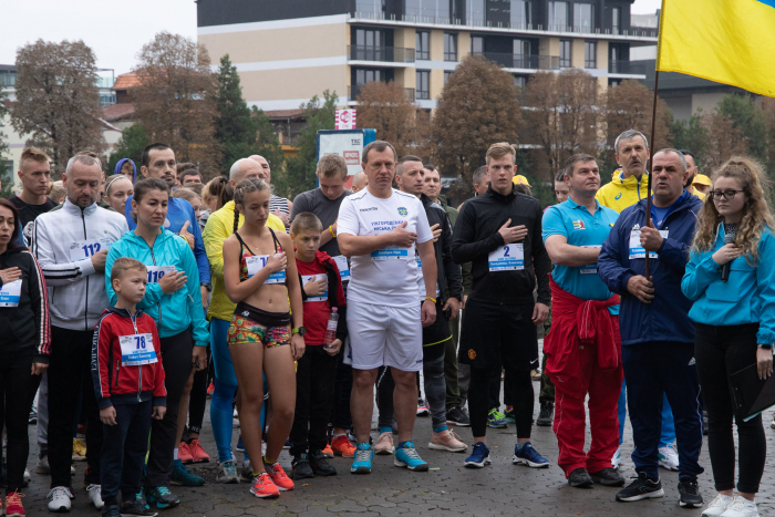 В Ужгороді відбувся патріотичний забіг “Шаную воїнів, біжу за Героїв України”