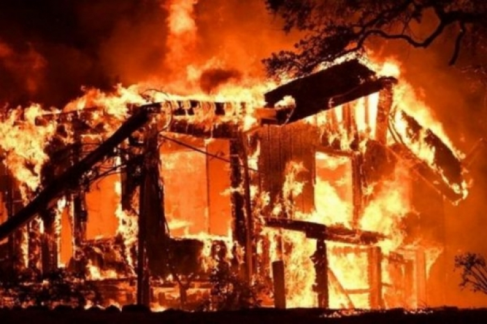 У Мукачівському районі пожежа знищила надвірну споруду з 2 тоннами сіна
