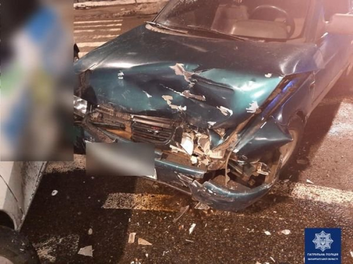 В Мукачеві п'яний водій без документів скоїв ДТП (ФОТО)