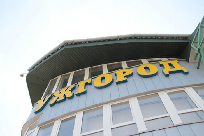 Пункт пропуску "Ужгород" не пропускатиме транспорт та пасажирів вночі