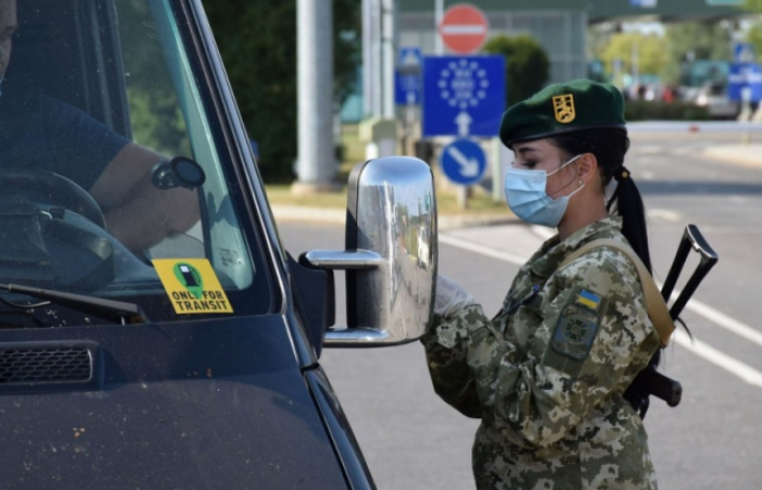 Прикордонники помітили значний ріст дачі хабарів на КПП в Закарпатті