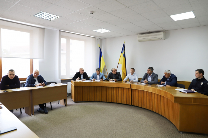Засідання комісії з безпеки дорожнього руху та координації роботи автотранспорту в Ужгороді. Що розглянули