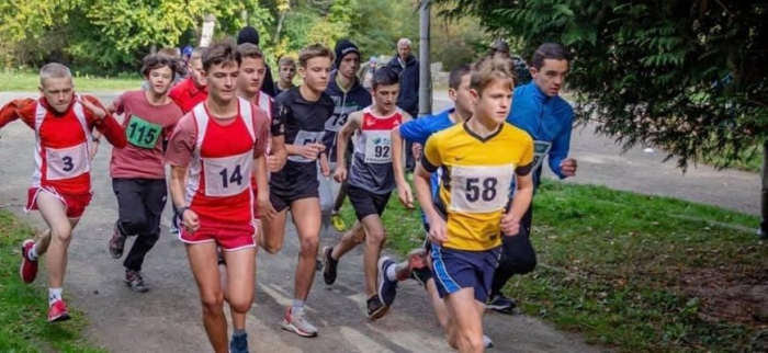 Мукачівські легкоатлети здобули першість на Чемпіонаті області