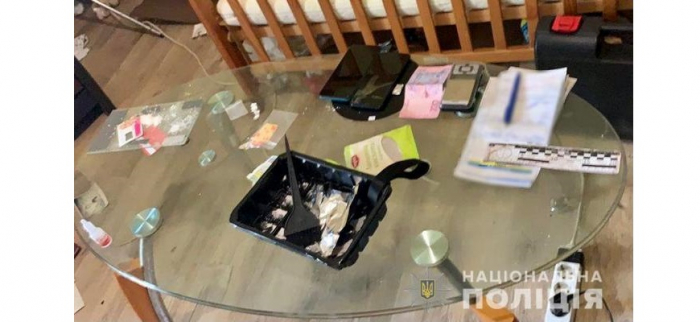 В Ужгороді затримали наркоторговку (ФОТО)