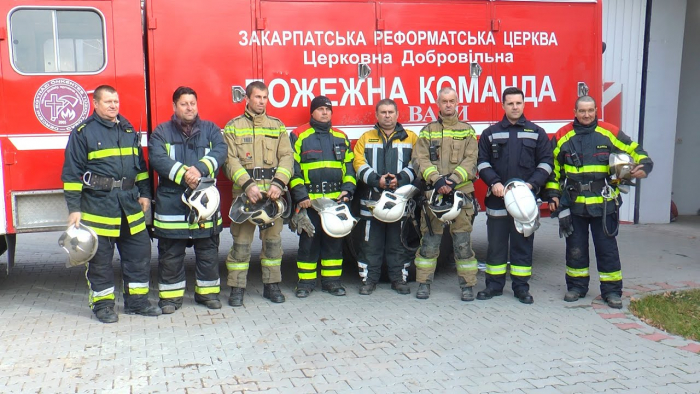 Вогнеборці за власним бажанням: як діють добровільні пожежні команди на Закарпатті
