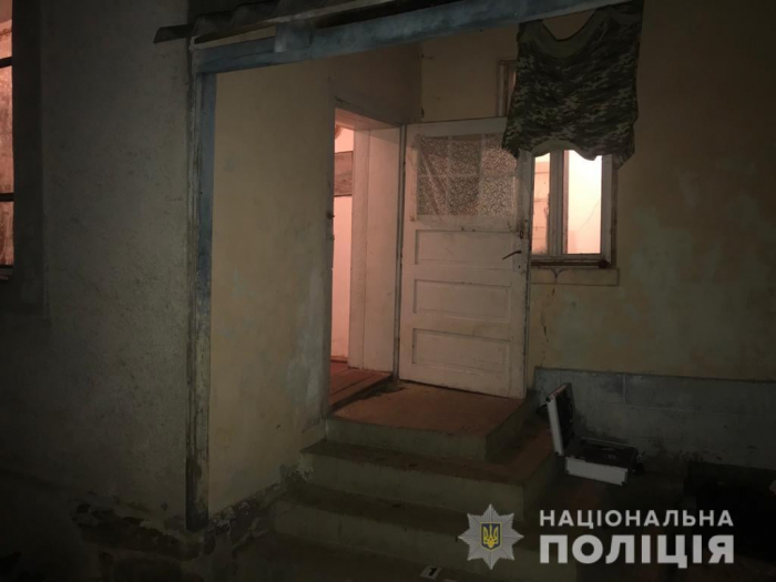 На Закарпатті поліцейські затримали зловмисника, який досмерті побив співмешканку