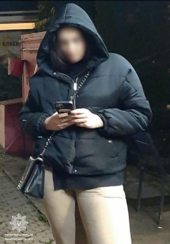 У Мукачеві затримали жінку з фальшивими грошима (ФОТО)