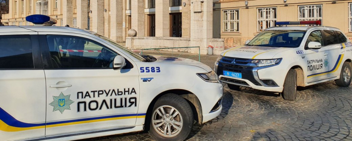 Закарпатську облраду знову "замінували": на місці працює поліція 