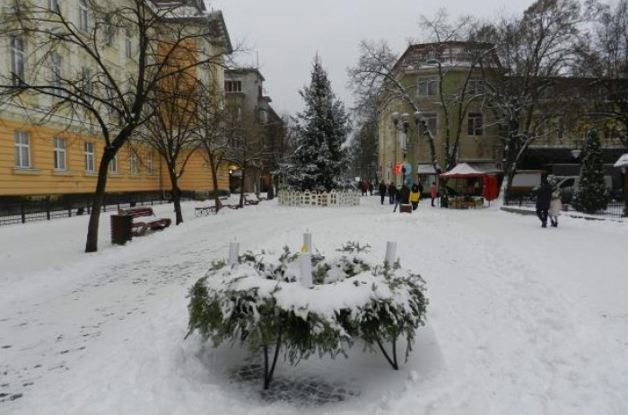 "Передріздвяний сюрприз": як виглядають "срібні" вулиці Різдвяного Берегова