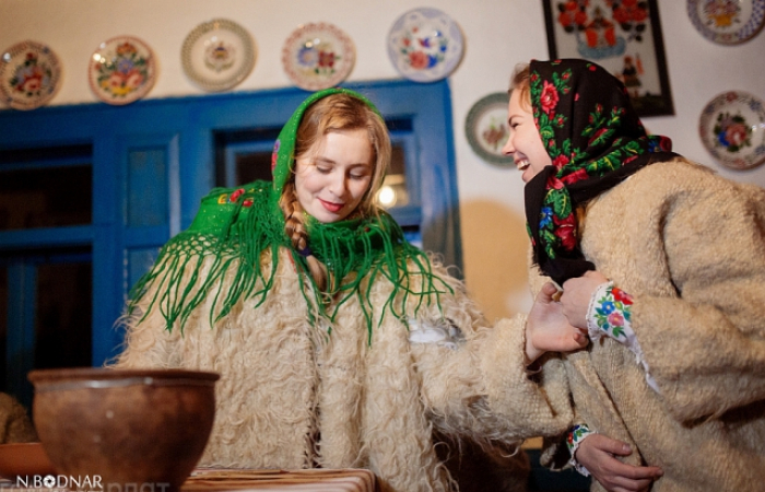 В Ужгороді кличуть у корчму на "Андріївські вечорниці" з ворожінням та частуванням (ФОТО)