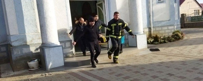 Упав з купола церкви: 25-річний закарпатець наразі перебуває в лікарні