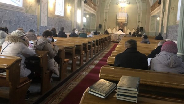 Різдвяні літургії у Закарпатській реформатській церкві провели двома мовами