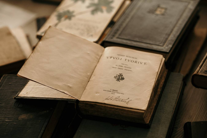 В Ужгороді презентують унікальну колекцію книг із приватної бібліотеки Федора Потушняка