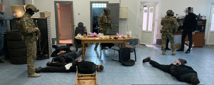 За отримання хабаря судитимуть посадовця на Закарпатті
