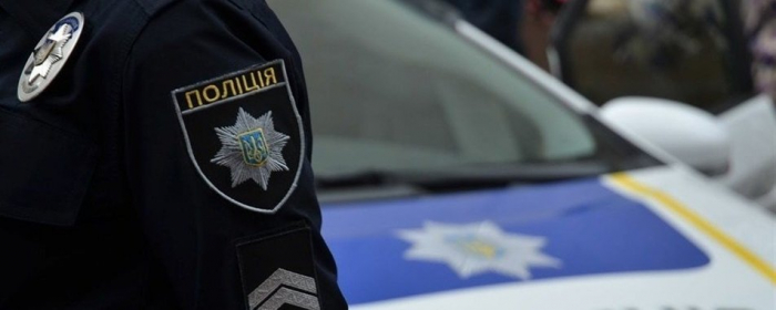 На Закарпатті поліція розслідує крадіжку банківської картки у 18-річної дівчини
