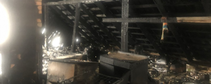 На Закарпатті у двоповерхівці зайнялася пожежа