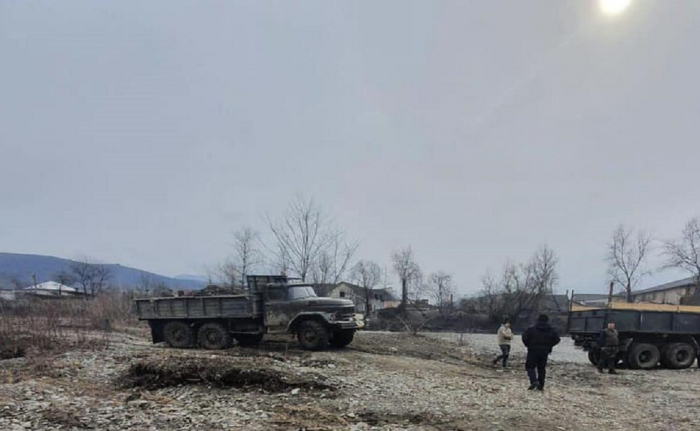 Закарпатець незаконно видобував піщано-гравійну суміш