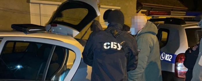 Перевозив нелегальних мігрантів через кордон: на Закарпатті взяли під варту громадянина Грузії