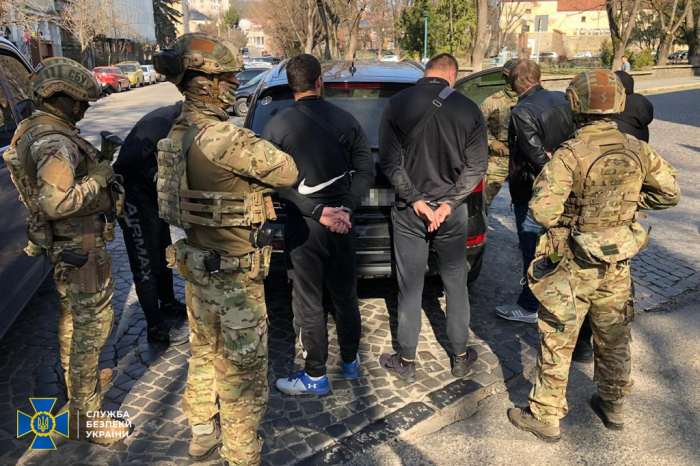 Засуджено учасників угруповання вимагачів, яке тероризувало мешканців Закарпаття