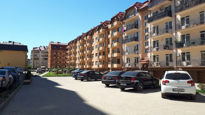 У мікрорайоні Боздош в Ужгороді підключають новий газопровід (ФОТО)