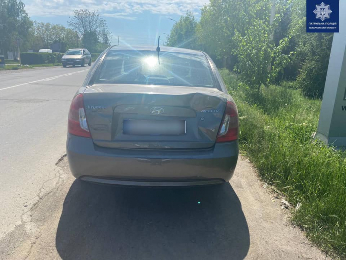 Ужгородські патрульні знайшли водія, що вчинив ДТП і залишив місце події (ФОТО)