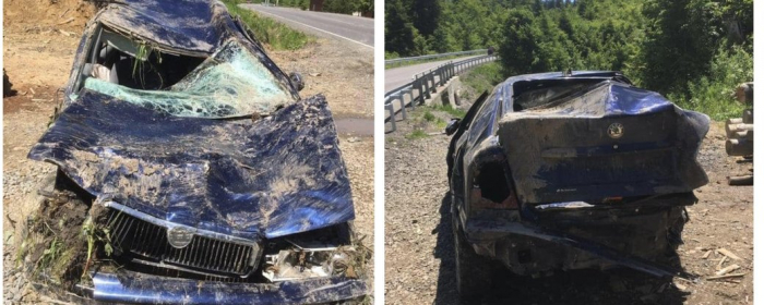 З кювету — в урвище. У ДТП на Закарпатті загинув житель Івано-Франківщини