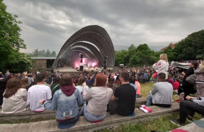Концерт таки відбувся: гурт "БезОбмежень" зібрав аншлаг в Ужгороді (ФОТО, ВІДЕО)