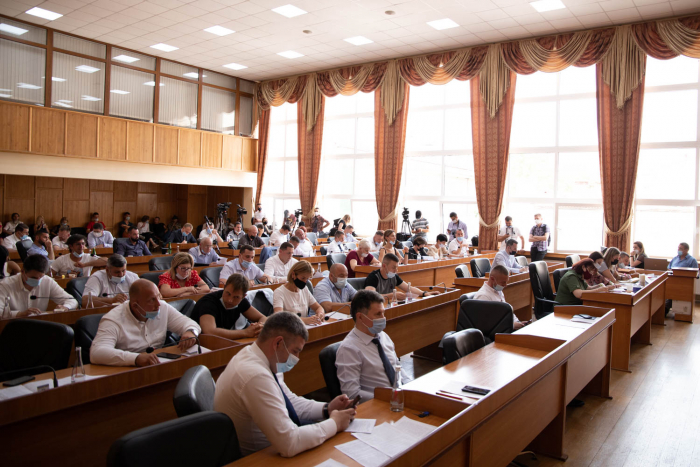 Ужгородська міська рада пожертвувала "БАРБОСУ" будівлі притулку