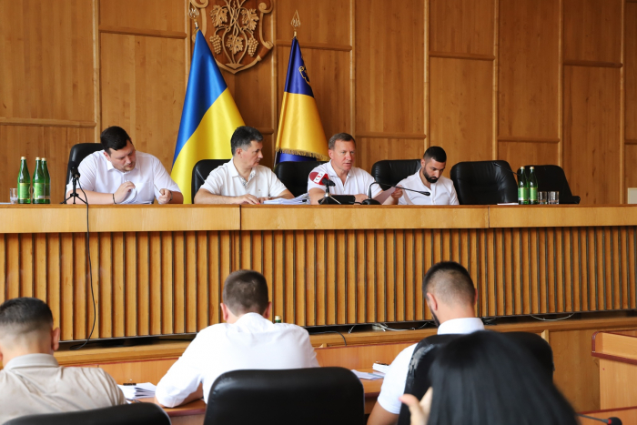 Низка питань на сьогоднішньому засіданні виконкому в Ужгороді стосувалася дітей