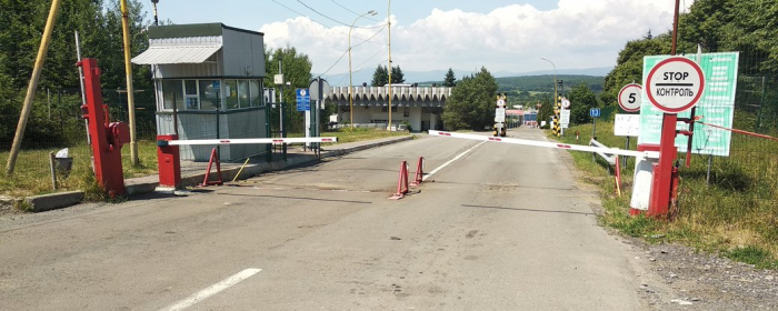 Закарпаття: за тиждень зафіксовано кілька десятків порушень водіями правил проїзду пішохідних переходів