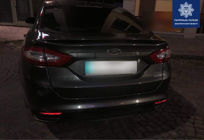 В Ужгороді розшукують свідків та винуватця ДТП