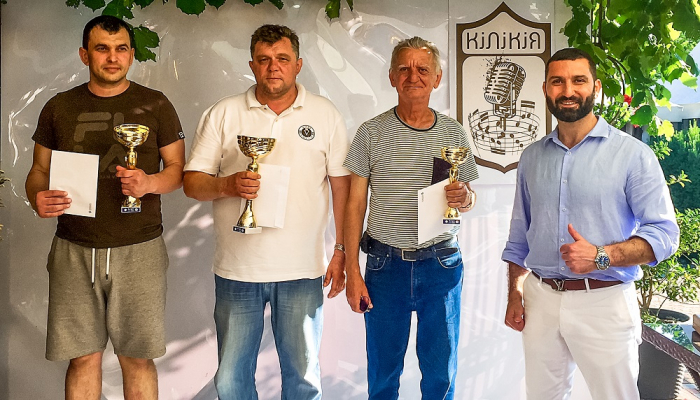 Кубок ІІ Закарпатського турніру з довгих нардів «Аль-Ідрісі» залишається в Ужгороді ФОТО