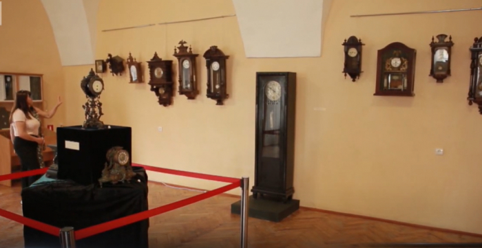 Колекцію унікальних годинників столітньої давнини можна побачити в Ужгородському замку