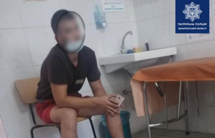 Пропонував 2 тис грн: на Закарпатті водій під кайфом намагався відкупитися від штрафу (ФОТО)