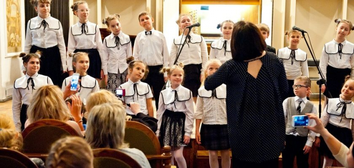 Стало відомо скільки коштуватиме навчання у комунальних мистецьких школах Ужгорода