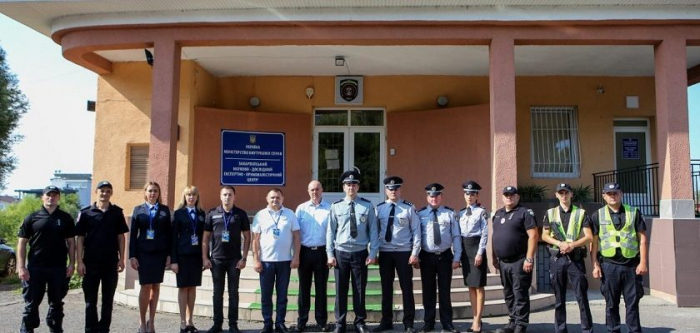На Закарпатті поліція відкрила сучасний центр з надання послуг у сфері дозвільної системи