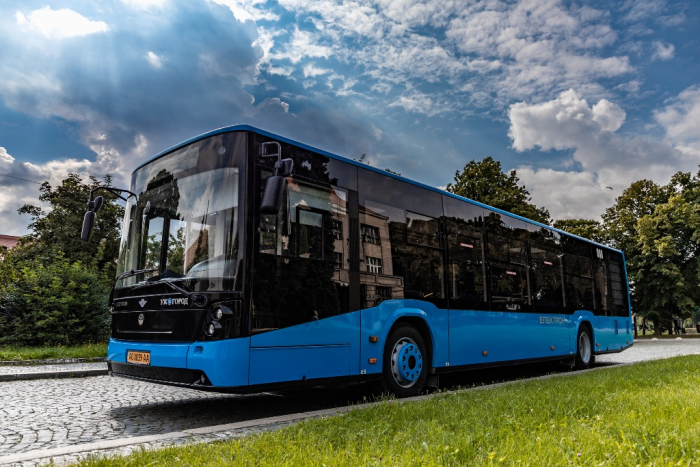 Графік руху автобусів на міському маршруті №38 в Ужгороді у вихідні та святкові дні