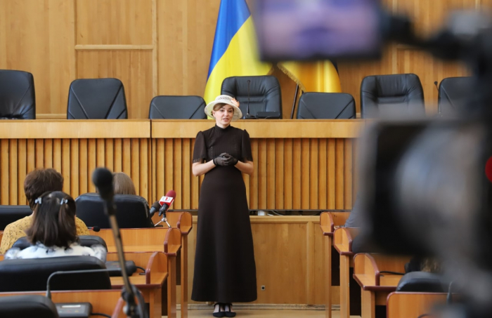 Тетяна Літераті презентувала у міськраді нову книгу – "Втрачений Ужгород. Міська управа"