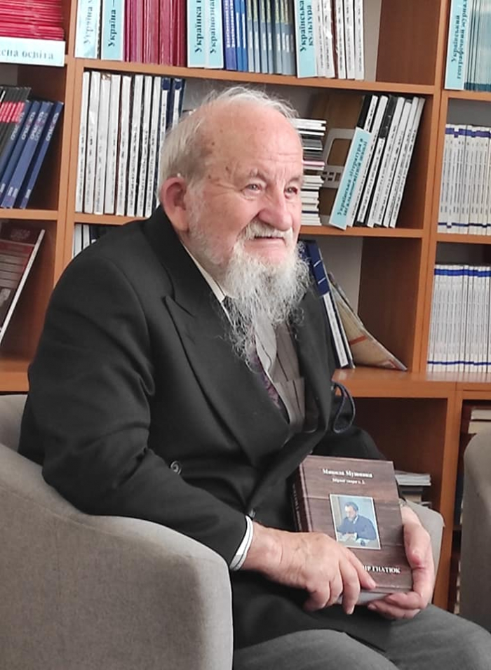 Закарпаття з книжковим подарунком відвідав словацький фольклорист Микола Мушинка (ВІДЕО)
