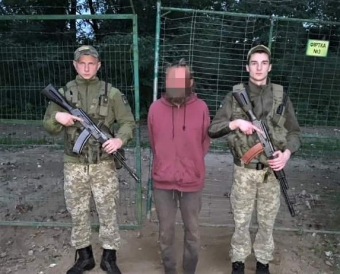 На Закарпатті на українсько-словацькому кордоні затримали громадянина Польщі