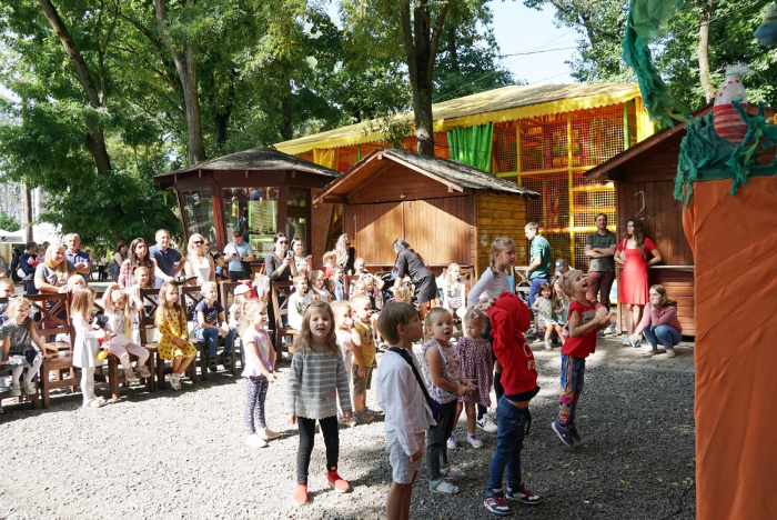 Дитяча розважальна програма до Дня міста “Вітаю, Ужгороде” – у Боздоському парку (ФОТО)