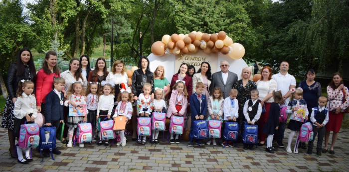 1 вересня – особливий день сьогодні у 113 школярів села Пацканьово (ФОТО)