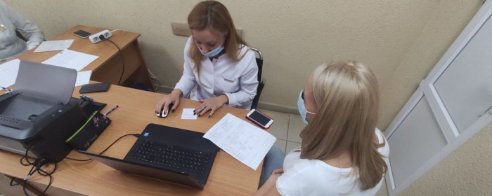 "Жовті" та "зелені" COVID-сертифікати: як це працюватиме в Ужгороді