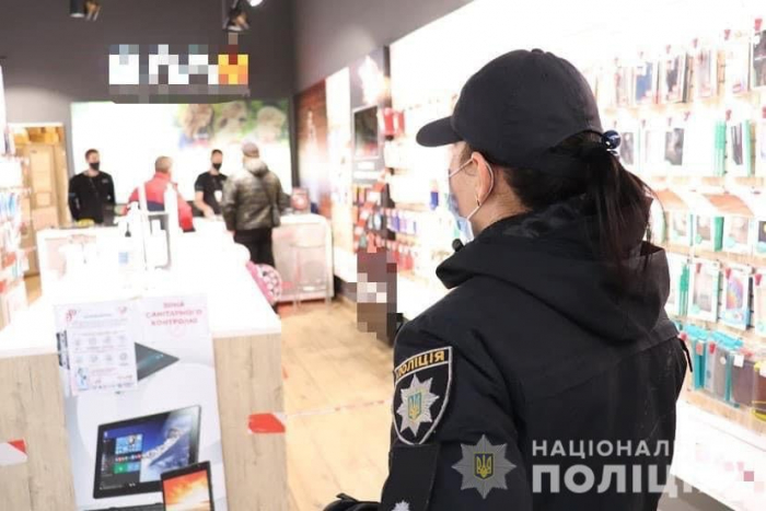 Закарпаття: за рік складено майже 35 тисяч адмінпротоколів та постанов про порушення карантинних норм