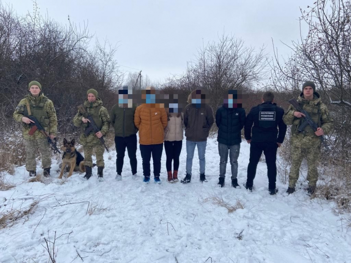 На Закарпатті правоохоронці затримали нелегальних мігрантів