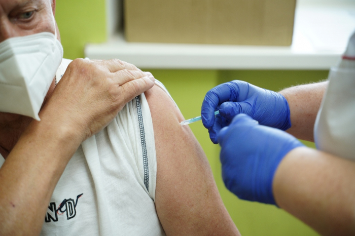 Понад 260 тисяч закарпатців повністю вакциновані