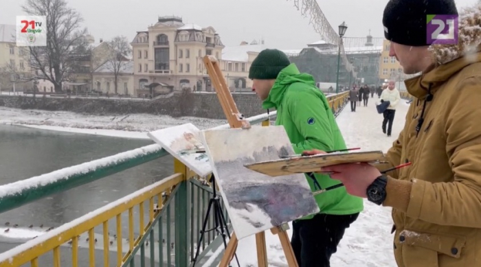 Зима надихає: митці з Чернівців приїхали в Ужгород на зимовий пленер