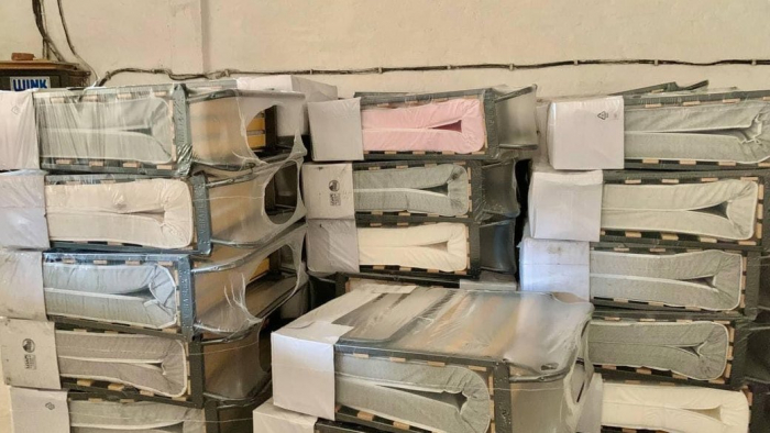 На Закарпаття передали понад тисячу ліжок для вимушених переселенців