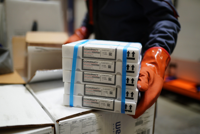 ЮНІСЕФ доставив в Україну 2,3 млн доз вакцини Pfizer за підтримки США