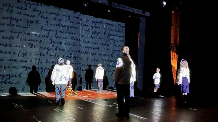 Театр починається з людини: як актори Драмтеатру в Маріуполі вижили, вибралися з окупації та відновили роботу в Ужгороді
